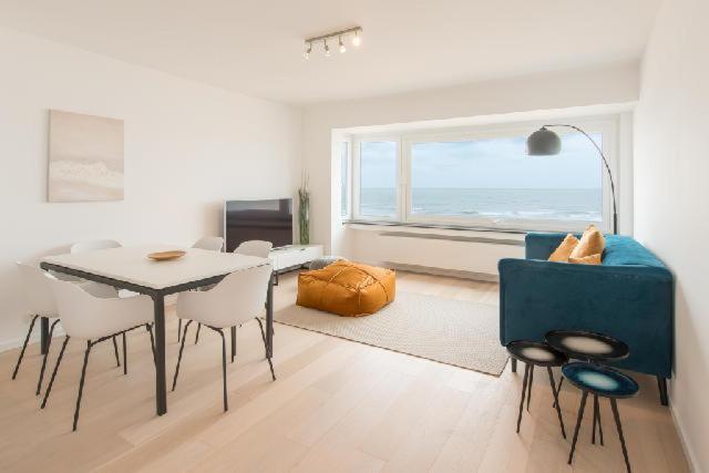 Prachtig Zeezicht Appartement Ostenda Esterno foto